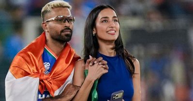 ദേശിയ പതാകയെ അപമാനിച്ചു; ഹര്‍ദിക് പാണ്ഡ്യയ്‌ക്കെതിരെ പരാതിയുമായി അഭിഭാഷകന്‍