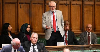 യു.കെ സൈന്യത്തെ വിദേശ രാജ്യങ്ങൾക്ക് വിട്ടുനൽകുന്നതിന് മുമ്പ് പാർലമെന്റിന്റെ അനുമതി വേണം; ബില്ലുമായി ജെർമികോർബിൻ