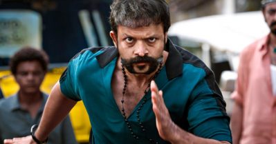 രണ്ട് ദിവസം കൊണ്ട് 48 കോടിയുമായി ആട് 3, മമ്മൂട്ടിക്ക് മുമ്പ് 100 കോടി ക്ലബ്ബില്‍ ഇടംപിടിക്കാനൊരുങ്ങി ജയസൂര്യ