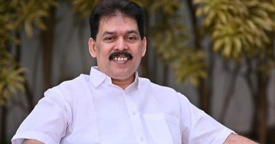 പത്ത് വര്‍ഷമായി നരകത്തില്‍, ലീഗില്‍ അംഗത്വമെടുത്തപ്പോള്‍ സ്വര്‍ഗത്തിലേക്ക് അടുത്തു; തിരിച്ചുവരവില്‍ കാരാട്ട് റസാഖ്