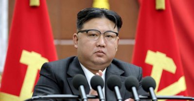 ഏറ്റവും വലിയ ശത്രു ദക്ഷിണ കൊറിയ; ആണവരാഷ്ട്രമെന്ന പദവി ഉത്തര കൊറിയ ഒരിക്കലും തിരുത്തില്ല: കിം ജോങ് ഉന്‍