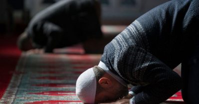 ഏത് സ്ഥലത്തും പ്രാര്‍ത്ഥന നടത്തുന്നത് മതപരമായ മൗലികാവകാശമല്ല; സുരക്ഷയാണ് പ്രധാനം: ബോംബൈ ഹൈക്കോടതി