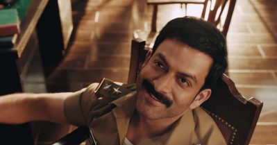 ഈ ഗെറ്റപ്പില്‍ ഒരു മാസ് കൊമേഴ്‌സ്യല്‍ പൊലീസ് സിനിമ വേണം, പുതിയ പരസ്യത്തിന് പിന്നാലെ ചര്‍ച്ചയായി പൃഥ്വിരാജിന്റെ ഫിസീക്ക്