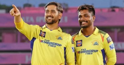 'ഡബിള്‍ സെഞ്ച്വറിയുമായി' തല; സഞ്ജുവിന്റെ സ്ഥാനം പന്തിനും താഴെ!