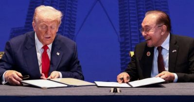 കോടതി വിധിയോടെ പ്രാധാന്യം നഷ്ടപ്പെട്ടു; യു.എസുമായുള്ള വ്യാപാര കരാര്‍ റദ്ദാക്കി മലേഷ്യന്‍ തിരിച്ചടി; ഇന്ത്യയുടെ നിലപാട് തേടി ലോകം