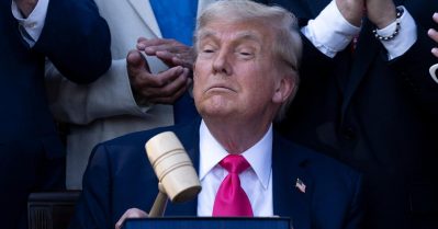 അമേരിക്ക കടക്കെണിയിലേക്ക്; അഞ്ച് മാസത്തിനുള്ളില്‍ കടമെടുത്തത് 1 ട്രില്യണ്‍ ഡോളര്‍