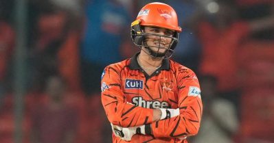 ഇതിഹാസങ്ങളുടെ ലോക റെക്കോര്‍ഡ് തകര്‍ത്തു; ചരിത്രത്തിന്റെ കൊടുമുടിയില്‍ അഭിഷേക് ശര്‍മ