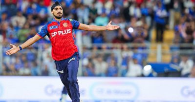 ചറപറാ വൈഡ് എറിഞ്ഞതിന്റെ ചീത്തപ്പേര് ഒറ്റയടിക്ക് മാറ്റി; ഐ.പി.എല്ലിലും അന്താരാഷ്ട്ര ക്രിക്കറ്റിലും സെഞ്ച്വറി