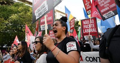 പോര്‍ച്ചുഗല്‍ സര്‍ക്കാരിന്റെ തൊഴില്‍ പരിഷ്‌ക്കരണത്തിനെതിരെ പ്രതിഷേധം; ലിസ്ബണില്‍ തെരുവിലിറങ്ങി പതിനായിരങ്ങള്‍