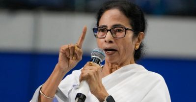 പീഡനകേസിലെ ഇരയുടെ അമ്മ മമതക്കെതിരായി മുഴക്കിയ ഭീഷണി; തെരഞ്ഞെടുപ്പ് കമ്മീഷന് പരാതി നൽകി തൃണമൂൽ കോൺഗ്രസ്