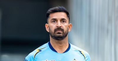 ഈ വര്‍ഷം കിരീടമുയര്‍ത്താന്‍ ഏറ്റവും കൂടുതല്‍ സാധ്യതയുള്ളത് ഇവര്‍; പ്രവചനവുമായി മോഹിത് ശര്‍മ