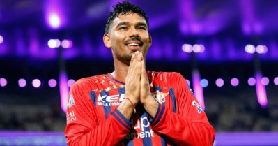 അച്ഛന്റെ വിവാഹത്തിന് മുമ്പ് തന്നെ തന്റെ ക്രിക്കറ്റ് ജീവിതം ആരംഭിച്ചിരുന്നുവെന്ന് മുകുള്‍ ചൗധരി