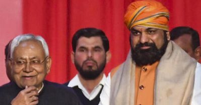 നിതീഷ് കുമാര്‍ രാജിവെക്കുന്നു; ബീഹാര്‍ ചരിത്രത്തില്‍ ബി.ജെ.പിയുടെ ആദ്യ മുഖ്യമന്ത്രിയായി സാമ്രാട്ട് ചൗധരി അധികാരത്തിലേക്ക്