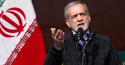 ഈ യുദ്ധം നിങ്ങളെ തകര്‍ക്കുകയല്ലാതെ ഏത് താത്പര്യമാണ് നിറവേറ്റുന്നത്? അമേരിക്കന്‍ ജനതയ്ക്ക് പെസസ്‌കിയാന്റെ തുറന്ന കത്ത്