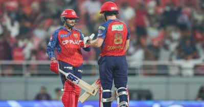 ഒരു ഭാഗത്ത് മിന്നലടി, മറുഭാഗത്ത് ക്വിന്റലടി; റൺമലയുടെ കൊടുമുടിയിൽ പഞ്ചാബിന്റെ കൊടുങ്കാറ്റുകൾ