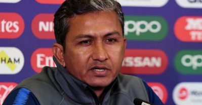 അവൻ പവർ പ്ലേയിൽ തന്നെ എതിരാളികളെ പിന്നിലാക്കാൻ കെൽപ്പുള്ളവൻ: ബാംഗർ