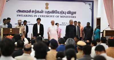 എം.എല്‍.എമാരുടെ സത്യപ്രതിജ്ഞാ ചടങ്ങിലും 'തമിഴ് തായ് വാഴ്ത്ത്' മൂന്നാമത് ; വിജയ് ബി.ജെ.പി രാഷ്ട്രീയം പയറ്റുന്നെന്ന് ഡി.എം.കെ