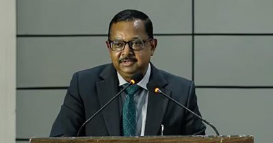 ഗംഗാനദിയില്‍ വെച്ച് ചിക്കന്‍ കഴിക്കുന്നത് നിരോധിക്കുന്ന ഒരു നിയമവുമില്ല: ജസ്റ്റിസ് ഉജ്ജ്വല്‍ ഭുയാന്‍