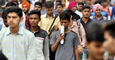 തെലങ്കാനയില്‍ തൊഴില്‍ പ്രതിസന്ധി രൂക്ഷം; രാജ്യത്ത് 8.7 കോടി യുവാക്കള്‍ തൊഴില്‍രഹിതരും പഠനം പാതിവഴിയിലായവരും: റിപ്പോര്‍ട്ട്