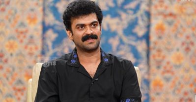 എന്നെ ആദ്യമായി സിനിമയിലേക്ക് സജസ്റ്റ് ചെയ്യുന്നത് അവനാണ്, പക്ഷെ എല്ലാ സിനിമകളിലും ഞങ്ങൾ തമ്മിൽ പ്രശ്നമാണ്: ശ്യാം മോഹൻ