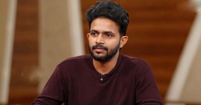 അരുണ്‍ സാറിന്റെ പെണ്ണ് കേസ് എന്തായി എന്നായിരുന്നു കുറേക്കാലം വന്ന കമന്റുകള്‍, ഇപ്പോള്‍ വാഷിങ് മെഷിനെക്കുറിച്ചാണ് ചോദിക്കുന്നത്: വിനീത് വിശ്വം