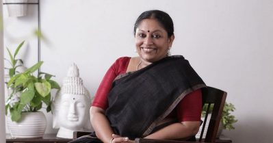 രണ്ടാം സ്വാതന്ത്ര്യസമരം ആരംഭിക്കേണ്ടിയിരുന്നത് 2016 നവംബര്‍ ഒമ്പതിനു രാവിലെയായിരുന്നു: കെ.ആര്‍. മീര
