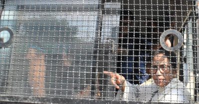 ജന്തര്‍ മന്തര്‍ പ്രക്ഷോഭം: കസ്റ്റഡിയിലെടുത്തതത് മൂന്ന് മുന്‍ മുഖ്യമന്ത്രിമാരെ; സ്റ്റേഡിയങ്ങളെയും തടങ്കല്‍ കേന്ദ്രങ്ങളാക്കി ദല്‍ഹി പൊലീസ്