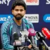 അദ്ദേഹത്തിൽ നിന്നും ഒരുപാട് കാര്യങ്ങൾ പഠിക്കാനുണ്ട്: ശ്രേയസ് അയ്യർ