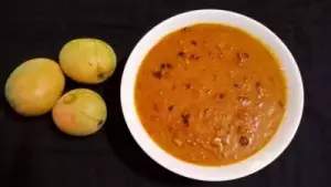 സ​ദ്യ​ക്കൊ​പ്പം മാ​മ്പ​ഴ​പ്പാ​യ​സ​മാ​യാ​ലോ?