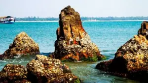 500 രൂപയും ഒരു ദിനവും മാറ്റിവെക്കാം;ദ്വീപ് കാഴ്ചകളിലേക്ക് കപ്പല്‍ കയറാം