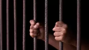 തേനിയില്‍ 17 തടവുകാര്‍ ജയില്‍ ചാടി; കേരളത്തിലടക്കം തെരച്ചില്‍