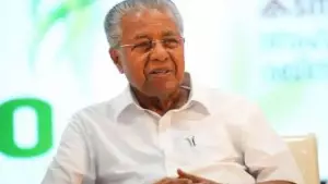 പിണറായി വിജയനെതിരെ നേരിട്ട് എഫ്.ഐ.ആർ രജിസ്റ്റർ ചെയ്യാം: ഹൈക്കോടതി നിർദേശം