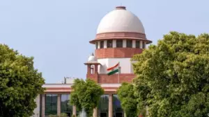നല്‍സാര്‍ വിവാദം: നിയമ വിദ്യാര്‍ത്ഥികളുടെ പെരുമാറ്റം നിയന്ത്രിക്കാന്‍ ബാര്‍ കൗണ്‍സിലിന് അധികാരമില്ല; സുപ്രീം കോടതി