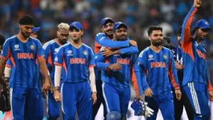അഭിഷേകും സഞ്ജുവും ഇഷാനുമുണ്ട്; മൂന്നൂറിന് വെറും മൂന്ന് പോരേ... ഈ റെക്കോഡ് ഉറപ്പ്