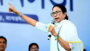 മമതയ്ക്ക് വീണ്ടും തിരിച്ചടി: നന്ദിഗ്രാമിനു പിന്നാലെ രെജിനഗറിലെ സ്ഥാനാര്‍ഥിയും പിന്മാറി