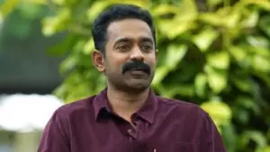 17 വയസായപ്പോള്‍ വീട്ടില്‍ നില്‍ക്കാന്‍ ഇഷ്ടമല്ലാതെ ഇറങ്ങിപ്പോകാന്‍ നോക്കിയ ആളാണ് ഞാന്‍, എന്റെ മക്കള്‍ അതുപോലെ ചെയ്‌തേക്കാം: ആസിഫ് അലി