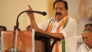 തെരഞ്ഞെടുപ്പ് കമ്മീഷനില്‍ വിശ്വാസം നഷ്ടപ്പെട്ടു; ഇങ്ങനെയൊരു കമ്മീഷന്‍ തെരഞ്ഞെടുപ്പ് നടത്തിയാല്‍ അത് തട്ടിപ്പായിരിക്കും: രമേശ് ചെന്നിത്തല