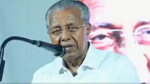 പ്രകൃതിദുരന്തങ്ങളില്‍ ഇരയായവരെ സര്‍ക്കാര്‍ അവഗണിക്കുന്നു; ദുരിതാശ്വാസ സഹായങ്ങള്‍ വൈകുന്നതില്‍ വിമര്‍ശനവുമായി പിണറായി