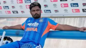 സഞ്ജുവിനേക്കാള്‍ മികച്ച ഓപ്ഷനുകള്‍ ഇന്ത്യയ്ക്കുണ്ട്, ബാക്കപ്പ് ഓപ്പണറായി പരിഗണിക്കേണ്ട; തുറന്നുപറഞ്ഞ് ഇതിഹാസം