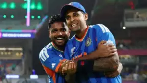രാഹുലിനെ വീഴ്ത്തി ചരിത്രം കുറിക്കാന്‍ സഞ്ജു; സ്‌പെഷ്യല്‍ സെഞ്ച്വറിക്ക് വേണ്ടത് ഇത്രമാത്രം...!