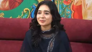 ഒന്നാം ക്ലാസില്‍ പഠിക്കുമ്പോള്‍ തന്നെ തമിഴ് എഴുതാനും വായിക്കാനും അറിയാമായിരുന്നു, സിനിമ കണ്ട് പഠിച്ചതാണ് അതൊക്കെ: അനിഷ്മ അനില്‍കുമാര്‍