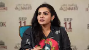 നല്ല പ്രണയങ്ങൾ ഉണ്ടായിട്ടുണ്ട്, ഒരാളുടെ കൂടെ ജീവിക്കണമെന്ന് ഉള്ളിന്റെയുള്ളിൽ തോന്നിയാലേ വിവാഹമുണ്ടാകൂ; പാർവതി തിരുവോത്ത്
