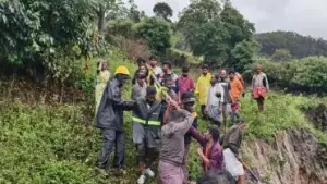 ഇടുക്കി കൊട്ടക്കമ്പൂരില്‍ മണ്ണിടിച്ചല്‍; രണ്ട് മരണം