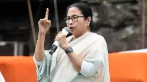 ബംഗാൾ ഉപതെരഞ്ഞെടുപ്പ്: ടി.എം.സിയിൽ ചിഹ്നത്തിനായുള്ള തർക്കം മുറുകുന്നു; നേർക്കുനേർ പോരാട്ടത്തിന് ഇരുവിഭാഗങ്ങൾ