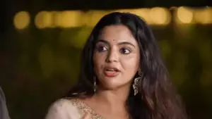 റിവ്യൂ ബോംബിങ് കേട്ട് ശീലമായി, ഇനി അതിന്റെ കാര്യത്തില്‍ പേടിയില്ല, എന്തായാലും അവരത് ചെയ്യും: നിഖില വിമല്‍