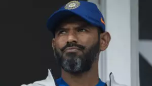 വിരാടിന്റെ അതെ വാശിയും ലക്ഷ്യബോധവും അവനുമുണ്ട്; തുറന്ന് പറഞ്ഞ് മുൻ ഇന്ത്യൻ ഫീൽഡിങ് പരിശീലകൻ ആർ ശ്രീധർ