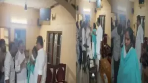 ചായകുടിക്കാന്‍ വിളിച്ച് വരുത്തി മര്‍ദിച്ചെന്ന് രമ്യ ഹരിദാസ്; എം.എല്‍.എ അടിച്ചെന്ന് ജില്ലാ പഞ്ചായത്തംഗം