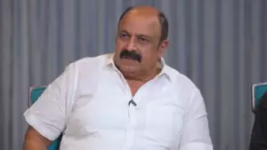സംയുക്ത വർമ്മയുടെ യോഗ മാസ്റ്റർ ഏതാണ്ട് 38 വയസ്സിൽ മരിച്ചുപോയി, അതുകൊണ്ട് മെലിഞ്ഞിരിക്കുന്നതല്ല ആരോഗ്യം; സിദ്ദീഖ്