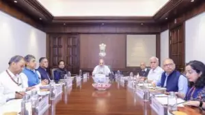 മതം തിരിച്ചുള്ള കണക്ക് തേടി കേന്ദ്ര സമിതി; വാഹനവും വോട്ടും മതസ്ഥാപനങ്ങളും വരെ പരിശോധിക്കാന്‍ നിര്‍ദേശം
