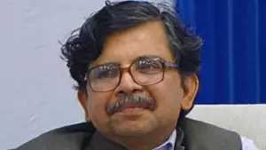 ഇസ്രഈലുമായുള്ള ഇന്ത്യയുടെ ബന്ധം മാനവിക നിയമങ്ങള്‍ ലംഘിച്ചുകൊണ്ടാകരുത്: മുന്‍ ജസ്റ്റിസ് എസ്. മുരളിധര്‍
